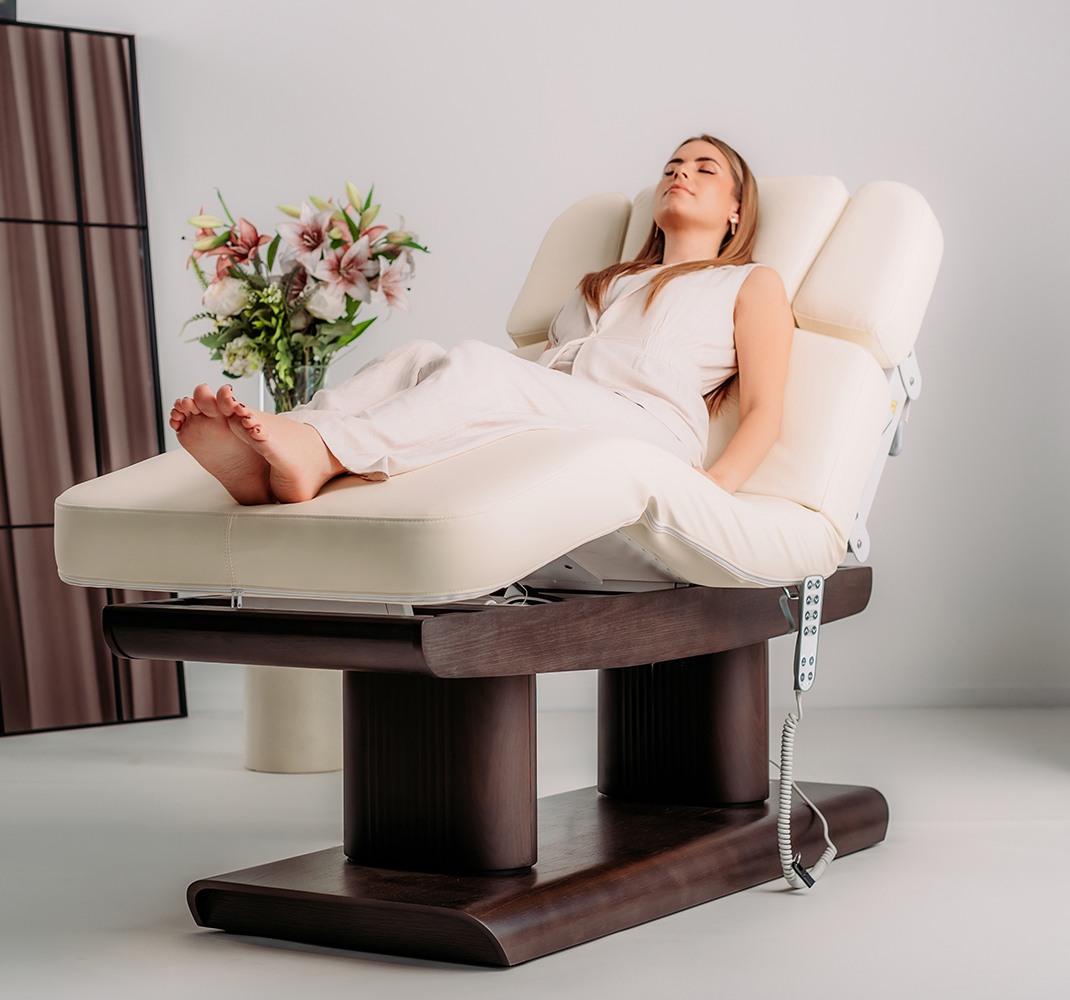 Stabilna elektryczna leżanka SPA Calma z podwójną kolumną