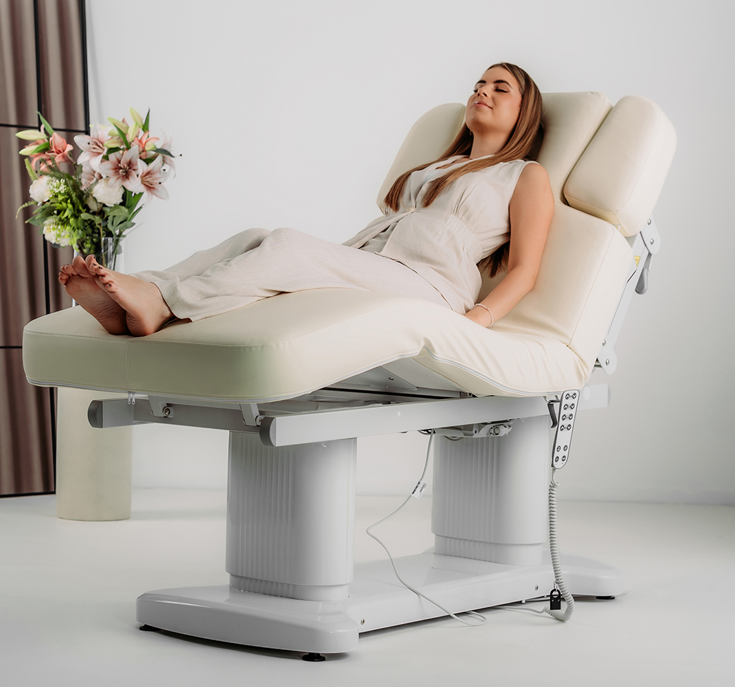 Komfortowa leżanka SPA Lumina Plus z regulowanymi podłokietnikami