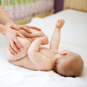 Stół do masażu do zadań specjalnych – terapia niemowląt i dzieci