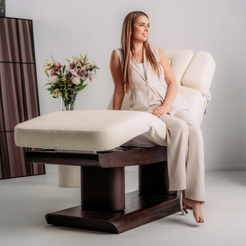 Calma – elektryczna leżanka SPA z 4 silnikami i dwoma kolumnami | Habys